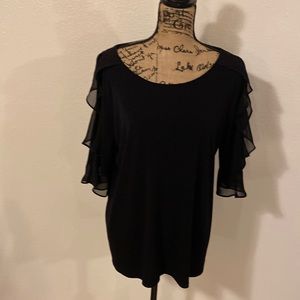 Black polyester 3/4 ruffle cold shoulder sleeve top